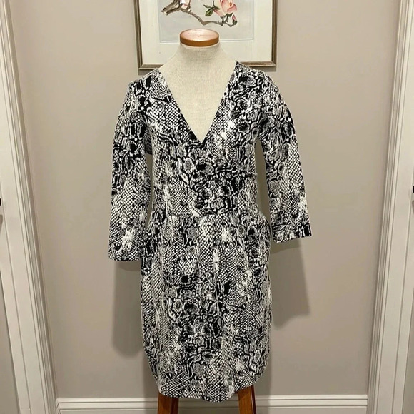 Anthropologie HD In Paris - Faux Wrap Cobra Jacquard Knit Dress - Size Medium - Picture 1 of 9